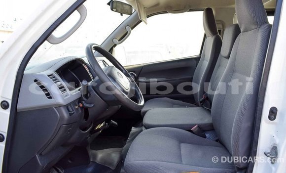Buy Import Toyota Hiace White Car in Import - Dubai in Ali Sabieh Region Buy Import Toyota Hiace White Car in Import - Dubai in Ali Sabieh Region