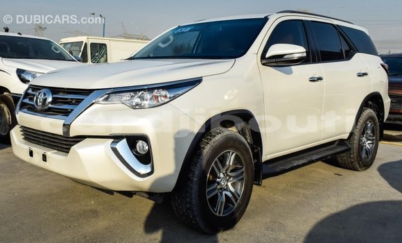Buy Import Toyota Fortuner White Car in Import - Dubai in Ali Sabieh Region Buy Import Toyota Fortuner White Car in Import - Dubai in Ali Sabieh Region