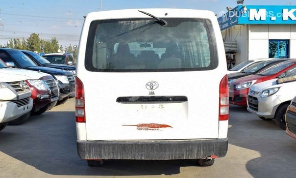 Buy Import Toyota Hiace White Car in Import - Dubai in Ali Sabieh Region Buy Import Toyota Hiace White Car in Import - Dubai in Ali Sabieh Region