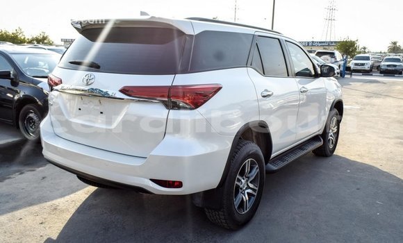 Buy Import Toyota Fortuner White Car in Import - Dubai in Ali Sabieh Region Buy Import Toyota Fortuner White Car in Import - Dubai in Ali Sabieh Region