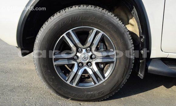 Buy Import Toyota Fortuner White Car in Import - Dubai in Ali Sabieh Region Buy Import Toyota Fortuner White Car in Import - Dubai in Ali Sabieh Region
