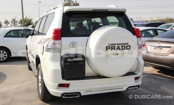 Acheter Import Voiture Toyota Prado Blanc à Import - Dubai, Ali Sabieh Region Acheter Import Voiture Toyota Prado Blanc à Import - Dubai, Ali Sabieh Region