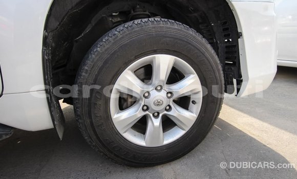 Acheter Import Voiture Toyota Prado Blanc à Import - Dubai, Ali Sabieh Region Acheter Import Voiture Toyota Prado Blanc à Import - Dubai, Ali Sabieh Region
