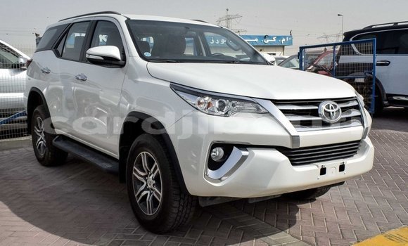 Buy Import Toyota Fortuner White Car in Import - Dubai in Ali Sabieh Region Buy Import Toyota Fortuner White Car in Import - Dubai in Ali Sabieh Region