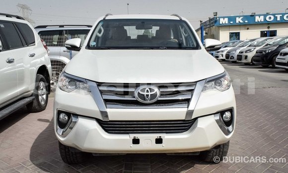 Buy Import Toyota Fortuner White Car in Import - Dubai in Ali Sabieh Region Buy Import Toyota Fortuner White Car in Import - Dubai in Ali Sabieh Region