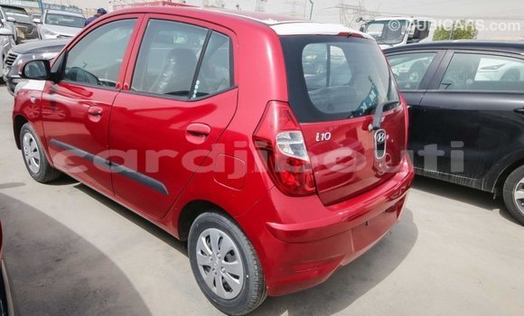 Buy Import Hyundai i10 Red Car in Import - Dubai in Ali Sabieh Region Buy Import Hyundai i10 Red Car in Import - Dubai in Ali Sabieh Region