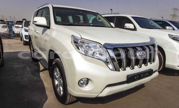 Buy Import Toyota Prado White Car in Import - Dubai in Ali Sabieh Region Buy Import Toyota Prado White Car in Import - Dubai in Ali Sabieh Region