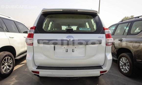 Buy Import Toyota Prado White Car in Import - Dubai in Ali Sabieh Region Buy Import Toyota Prado White Car in Import - Dubai in Ali Sabieh Region