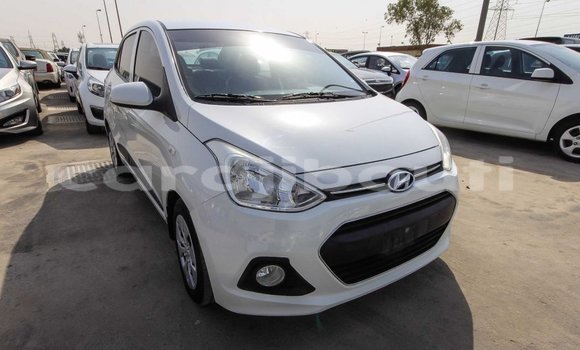 Acheter Import Voiture Hyundai i10 Blanc à Import - Dubai, Ali Sabieh Region Acheter Import Voiture Hyundai i10 Blanc à Import - Dubai, Ali Sabieh Region