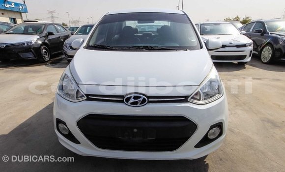Acheter Import Voiture Hyundai i10 Blanc à Import - Dubai, Ali Sabieh Region Acheter Import Voiture Hyundai i10 Blanc à Import - Dubai, Ali Sabieh Region