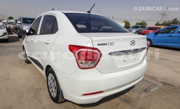 Acheter Import Voiture Hyundai i10 Blanc à Import - Dubai, Ali Sabieh Region Acheter Import Voiture Hyundai i10 Blanc à Import - Dubai, Ali Sabieh Region