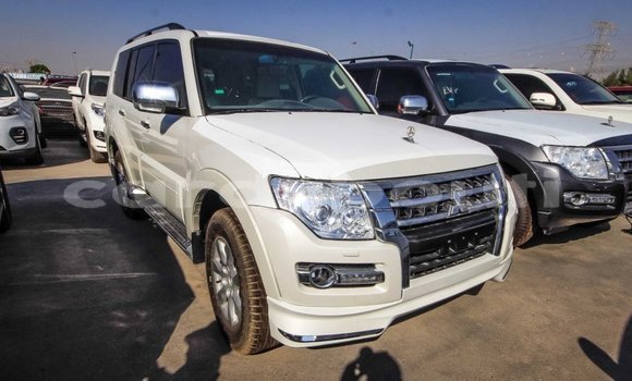 Buy Import Mitsubishi Pajero White Car in Import - Dubai in Ali Sabieh Region Buy Import Mitsubishi Pajero White Car in Import - Dubai in Ali Sabieh Region