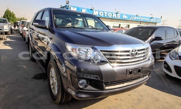 Buy Import Toyota Fortuner Other Car in Import - Dubai in Ali Sabieh Region Buy Import Toyota Fortuner Other Car in Import - Dubai in Ali Sabieh Region