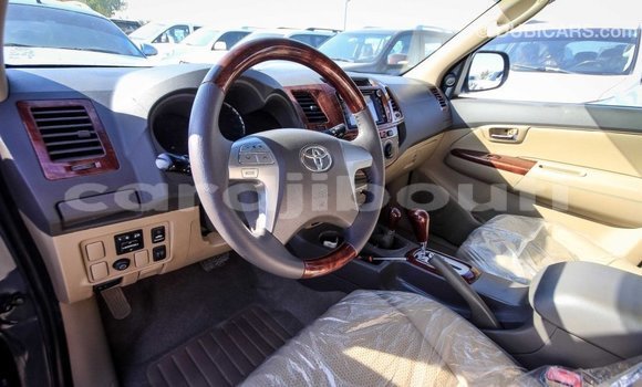Buy Import Toyota Fortuner Other Car in Import - Dubai in Ali Sabieh Region Buy Import Toyota Fortuner Other Car in Import - Dubai in Ali Sabieh Region