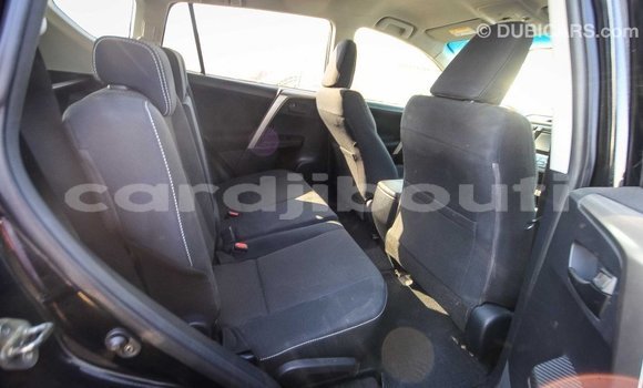 Buy Import Toyota 4Runner Black Car in Import - Dubai in Ali Sabieh Region Buy Import Toyota 4Runner Black Car in Import - Dubai in Ali Sabieh Region