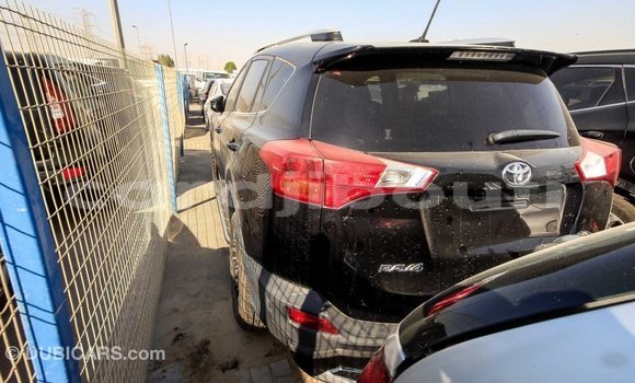 Buy Import Toyota 4Runner Black Car in Import - Dubai in Ali Sabieh Region Buy Import Toyota 4Runner Black Car in Import - Dubai in Ali Sabieh Region