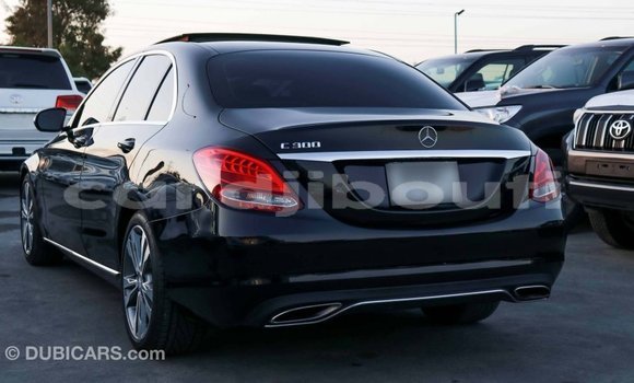 Buy Import Mercedes-Benz 190 Black Car in Import - Dubai in Ali Sabieh Region Buy Import Mercedes-Benz 190 Black Car in Import - Dubai in Ali Sabieh Region
