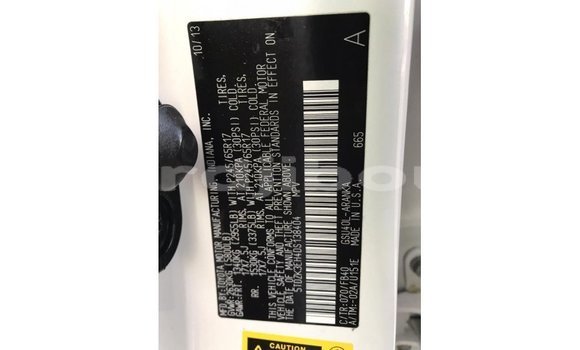 Buy Import Toyota Highlander White Car in Import - Dubai in Ali Sabieh Region Buy Import Toyota Highlander White Car in Import - Dubai in Ali Sabieh Region