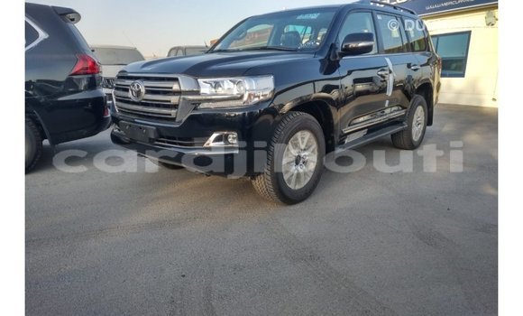 Acheter Import Voiture Toyota Land Cruiser Noir à Import - Dubai, Ali Sabieh Region Acheter Import Voiture Toyota Land Cruiser Noir à Import - Dubai, Ali Sabieh Region