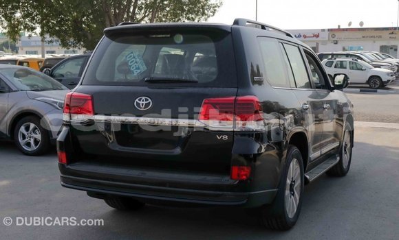 Buy Import Toyota Land Cruiser Black Car in Import - Dubai in Ali Sabieh Region Buy Import Toyota Land Cruiser Black Car in Import - Dubai in Ali Sabieh Region