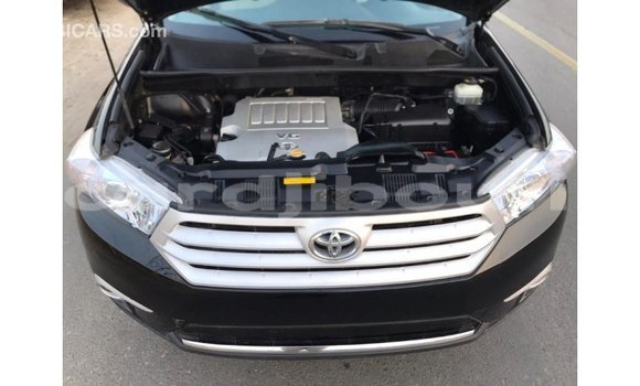 Buy Import Toyota Highlander Black Car in Import - Dubai in Ali Sabieh Region Buy Import Toyota Highlander Black Car in Import - Dubai in Ali Sabieh Region