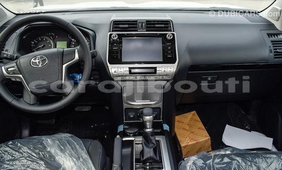 Acheter Import Voiture Toyota Prado Noir à Import - Dubai, Ali Sabieh Region Acheter Import Voiture Toyota Prado Noir à Import - Dubai, Ali Sabieh Region