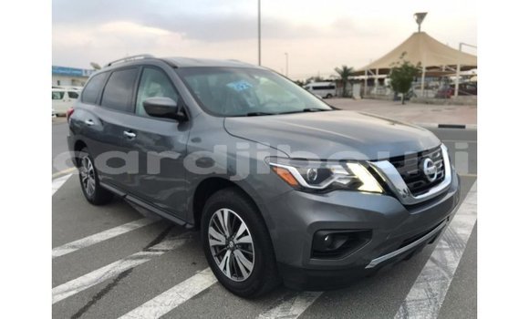 Buy Import Nissan Pathfinder Other Car in Import - Dubai in Ali Sabieh Region Buy Import Nissan Pathfinder Other Car in Import - Dubai in Ali Sabieh Region