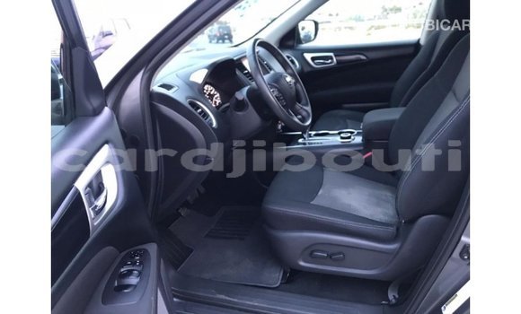 Buy Import Nissan Pathfinder Other Car in Import - Dubai in Ali Sabieh Region Buy Import Nissan Pathfinder Other Car in Import - Dubai in Ali Sabieh Region