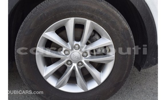Acheter Import Voiture Kia Sorento Blanc à Import - Dubai, Ali Sabieh Region