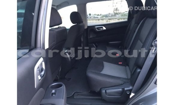 Buy Import Nissan Pathfinder Other Car in Import - Dubai in Ali Sabieh Region Buy Import Nissan Pathfinder Other Car in Import - Dubai in Ali Sabieh Region