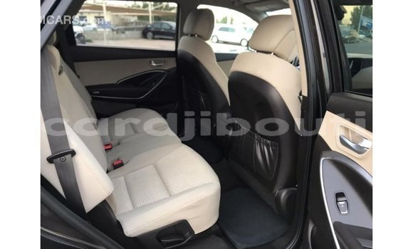 Buy Import Hyundai Santa Fe Black Car in Import - Dubai in Ali Sabieh Region Buy Import Hyundai Santa Fe Black Car in Import - Dubai in Ali Sabieh Region