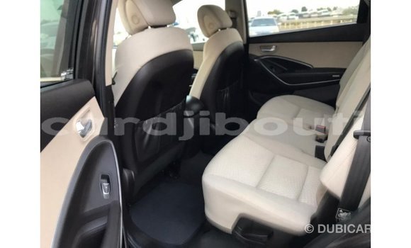 Buy Import Hyundai Santa Fe Black Car in Import - Dubai in Ali Sabieh Region Buy Import Hyundai Santa Fe Black Car in Import - Dubai in Ali Sabieh Region