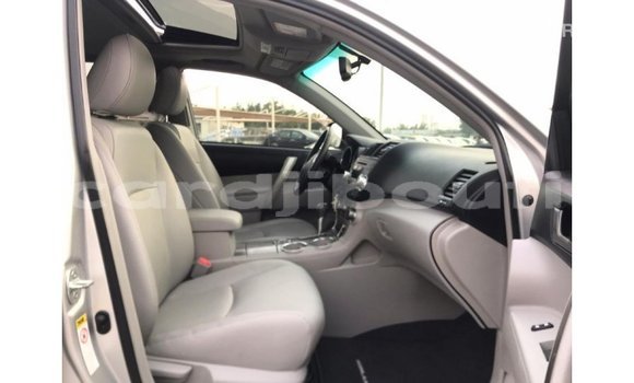 Buy Import Toyota Highlander Other Car in Import - Dubai in Ali Sabieh Region Buy Import Toyota Highlander Other Car in Import - Dubai in Ali Sabieh Region