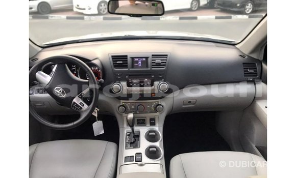 Buy Import Toyota Highlander Other Car in Import - Dubai in Ali Sabieh Region Buy Import Toyota Highlander Other Car in Import - Dubai in Ali Sabieh Region