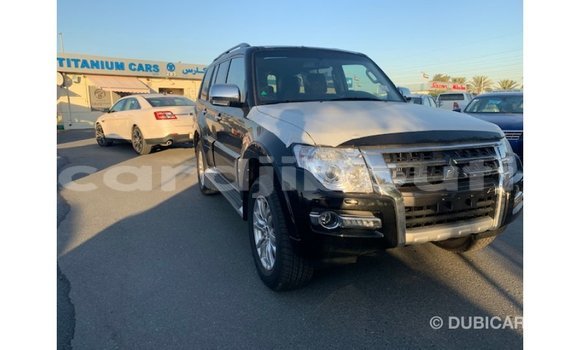 Acheter Import Voiture Mitsubishi Pajero Noir à Import - Dubai, Ali Sabieh Region Acheter Import Voiture Mitsubishi Pajero Noir à Import - Dubai, Ali Sabieh Region