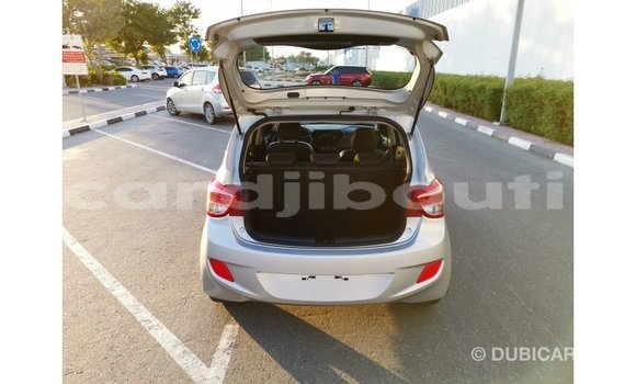 Buy Import Hyundai i10 Other Car in Import - Dubai in Ali Sabieh Region Buy Import Hyundai i10 Other Car in Import - Dubai in Ali Sabieh Region
