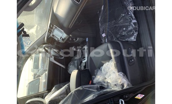 Acheter Import Voiture Toyota Prado Noir à Import - Dubai, Ali Sabieh Region Acheter Import Voiture Toyota Prado Noir à Import - Dubai, Ali Sabieh Region