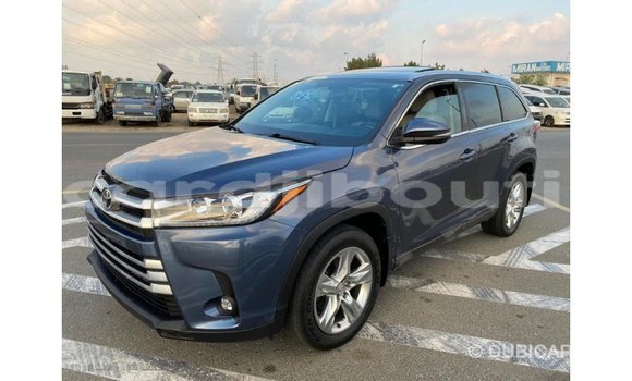 Buy Import Toyota Highlander Blue Car in Import - Dubai in Ali Sabieh Region Buy Import Toyota Highlander Blue Car in Import - Dubai in Ali Sabieh Region