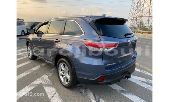 Buy Import Toyota Highlander Blue Car in Import - Dubai in Ali Sabieh Region Buy Import Toyota Highlander Blue Car in Import - Dubai in Ali Sabieh Region
