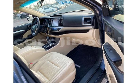 Buy Import Toyota Highlander Blue Car in Import - Dubai in Ali Sabieh Region Buy Import Toyota Highlander Blue Car in Import - Dubai in Ali Sabieh Region
