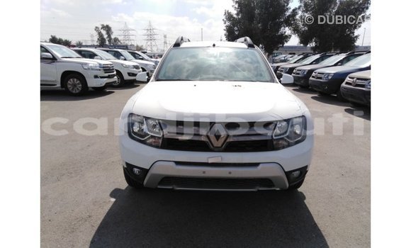 Acheter Import Voiture Renault Duster Blanc à Import - Dubai, Ali Sabieh Region Acheter Import Voiture Renault Duster Blanc à Import - Dubai, Ali Sabieh Region