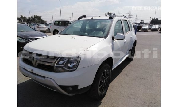 Acheter Import Voiture Renault Duster Blanc à Import - Dubai, Ali Sabieh Region Acheter Import Voiture Renault Duster Blanc à Import - Dubai, Ali Sabieh Region