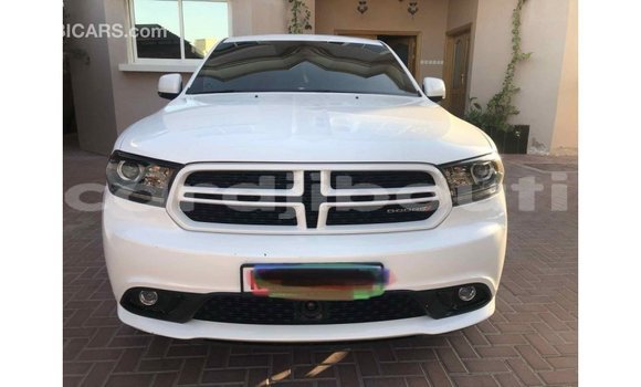 Acheter Import Voiture Dodge Durango Blanc à Import - Dubai, Ali Sabieh Region Acheter Import Voiture Dodge Durango Blanc à Import - Dubai, Ali Sabieh Region