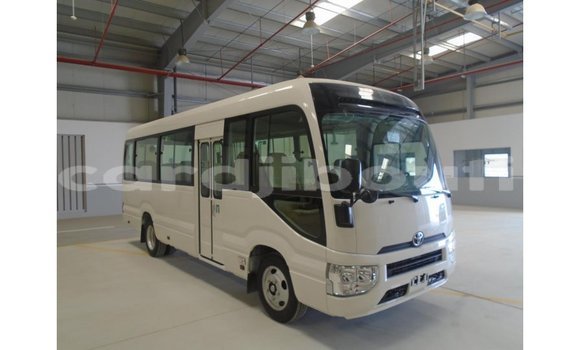 Acheter Import Voiture Abarth 595 Blanc à Import - Dubai, Ali Sabieh Region