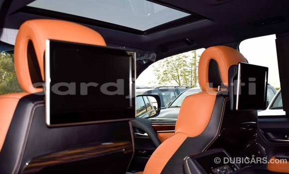 Acheter Import Voiture Lexus LX Noir à Import - Dubai, Ali Sabieh Region Acheter Import Voiture Lexus LX Noir à Import - Dubai, Ali Sabieh Region