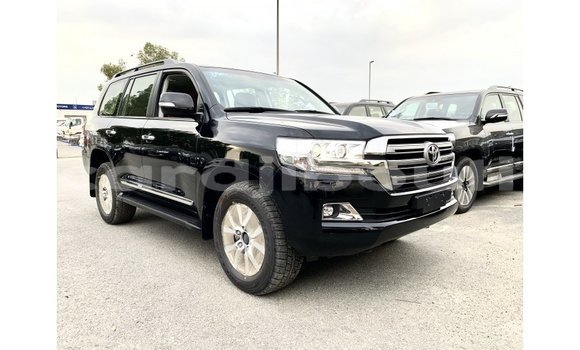 Acheter Import Voiture Toyota Land Cruiser Noir à Import - Dubai, Ali Sabieh Region Acheter Import Voiture Toyota Land Cruiser Noir à Import - Dubai, Ali Sabieh Region
