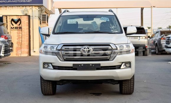 Acheter Import Voiture Toyota Land Cruiser Autre à Import - Dubai, Ali Sabieh Region Acheter Import Voiture Toyota Land Cruiser Autre à Import - Dubai, Ali Sabieh Region
