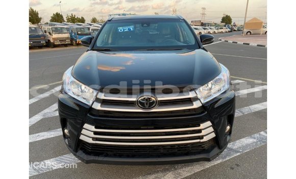 Buy Import Toyota Highlander Black Car in Import - Dubai in Ali Sabieh Region Buy Import Toyota Highlander Black Car in Import - Dubai in Ali Sabieh Region