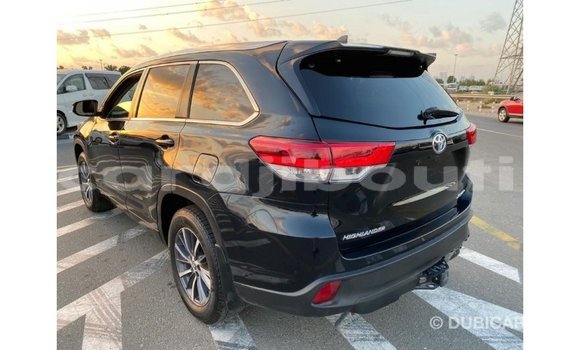 Buy Import Toyota Highlander Black Car in Import - Dubai in Ali Sabieh Region Buy Import Toyota Highlander Black Car in Import - Dubai in Ali Sabieh Region