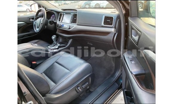 Buy Import Toyota Highlander Black Car in Import - Dubai in Ali Sabieh Region Buy Import Toyota Highlander Black Car in Import - Dubai in Ali Sabieh Region